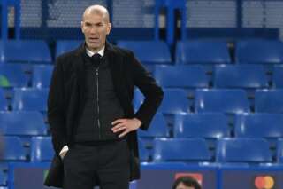 Le PSG dément tout contact avec Zinedine Zidane