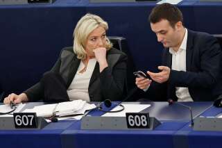 Marine Le Pen tance publiquement Florian Philippot et Robert Ménard
