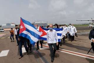 Face au Covid et au désert médical en Martinique, des médecins cubains arrivent