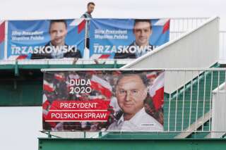 Pologne: Andrzej Duda réélu président au terme d'un scrutin à suspense