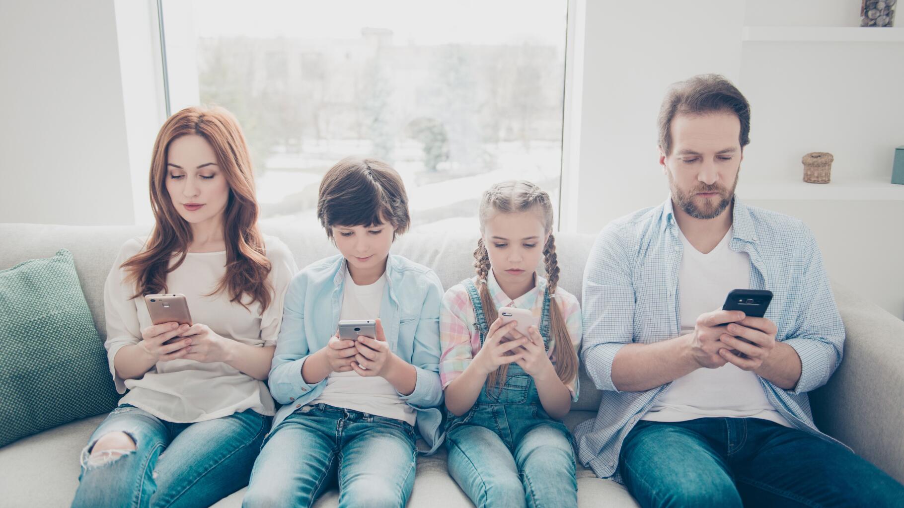 BLOG - Parents et enfants doivent apprendre ensemble à bien utiliser leurs smartphones
