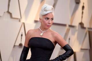 Lady Gaga portait le diamant d'Audrey Hepburn aux Oscars