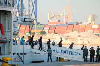 Les migrants de l'Aquarius sont arrivés à Valence en Espagne dimanche matin