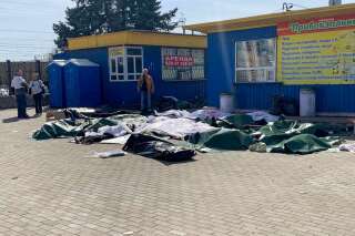 Guerre en Ukraine: une attaque sur la gare de Kramatorsk fait au moins 50 morts