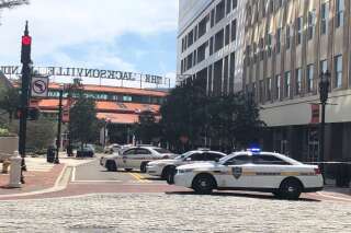 Jacksonville: une fusillade éclate dans un centre commercial en Floride