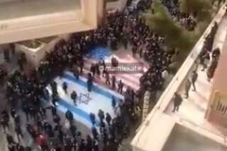 En Iran, ces manifestants refusent de marcher sur les drapeaux américain et israélien