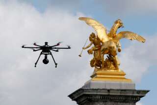 La ministre des Armées Florence Parly annonce l'armement des drones français