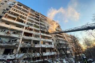 Guerre en Ukraine: de nouvelles zones résidentielles bombardées, le point sur la situation