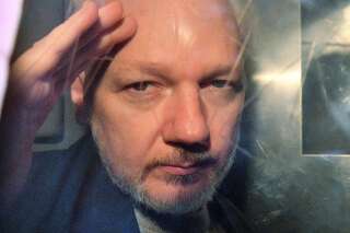 Julian Assange présente des symptômes de 