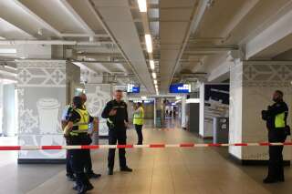 À la gare d'Amsterdam-Central, une attaque au couteau fait 2 blessés graves