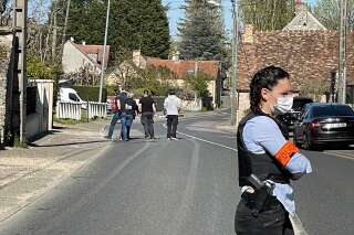 Policière tuée à Rambouillet: ce que l'on sait de l'assaillant abattu