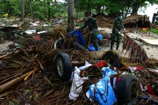 En Indonésie, le bilan du tsunami dépasse les 400 morts