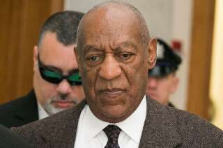 Bill Cosby finalement jugé pour agression sexuelle après des dizaines d'accusations