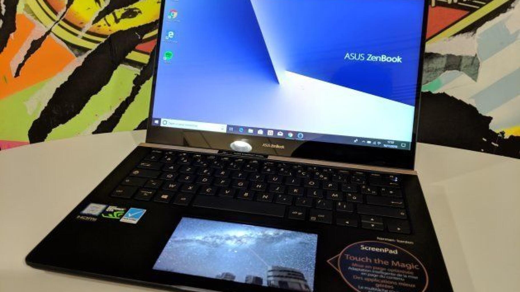 On a testé… l'ordinateur portable à deux écrans d'Asus : futuriste ou  excessif ?