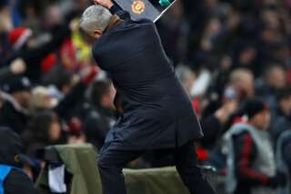 José Mourinho célèbre à sa façon le but décisif de Manchester United