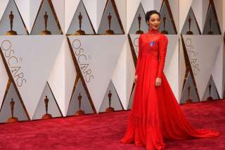 Oscars 2017 : quel est ce ruban bleu qu'affichaient des stars sur le tapis rouge?