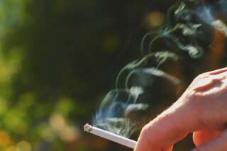 Une femme meurt d'un cancer après avoir reçu les poumons d'une fumeuse