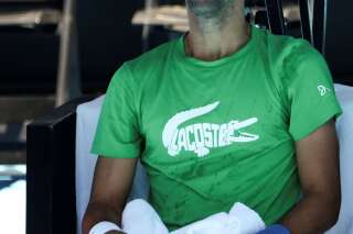 Djokovic en rétention en Australie en attendant la décision de la justice