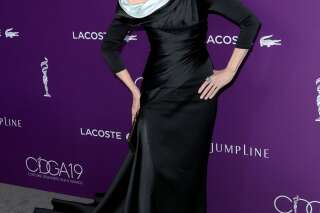 Jane Fonda sublime sur le tapis rouge des Costume Designers Guild Awards