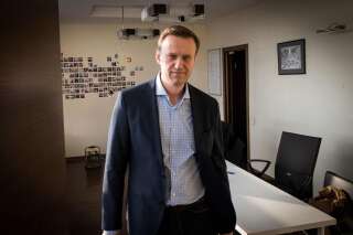 Alexeï Navalny est sorti du coma artificiel après son empoisonnement