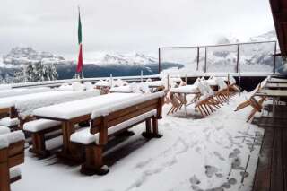 Les images des chutes de neige exceptionnelles sur les Alpes italiennes et autrichiennes