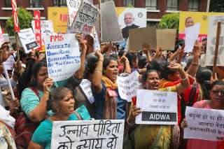 Inde: accusant un élu de viol, elle se retrouve grièvement blessée dans un 