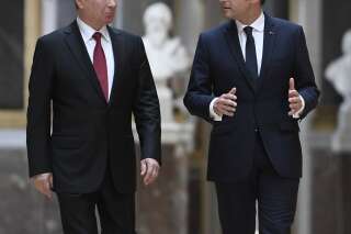 L'ingérence russe dans la présidentielle resurgit avant la rencontre Poutine-Macron