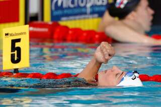 Charlotte Bonnet remporte sa troisième médaille d'or à l'Euro de natation avec le relais mixte