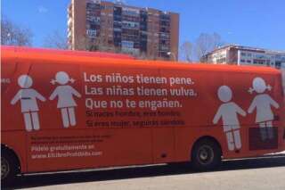 Ce bus espagnol avec un message anti-transgenre fait scandale en Espagne