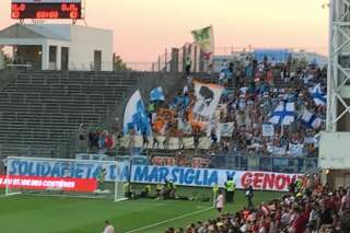 Nîmes-OM: Le message des supporters marseillais en solidarité avec Gênes
