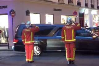 L'hommage des pompiers de Paris à leurs collègues morts dans l'incendie rue de Trévise