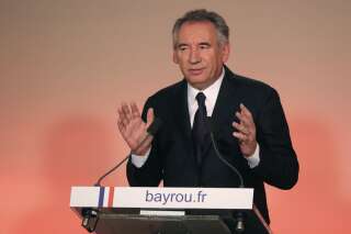 François Bayrou n'est pas candidat à la présidentielle et propose une alliance à Emmanuel Macron