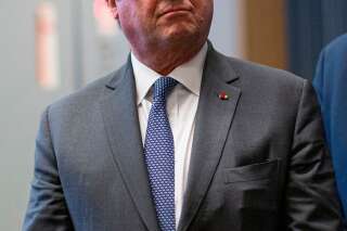 François Hollande salue les personnels des Ehpad après la mort de son père