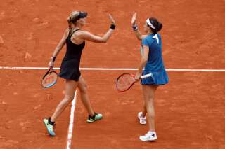 Roland-Garros: Caroline Garcia et Kristina Mladenovic gagnent le double dames