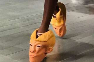 À la Fashion Week de Londres, Cette paire de chaussures Trump a fait sensation