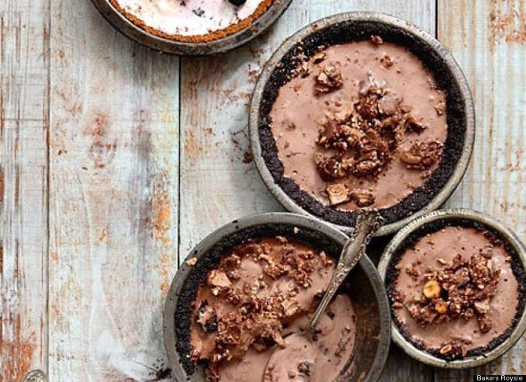 Nutella Crunch Ice Cream Pie - <strong>Get the <a href="http://www.bakersroyale.com/ice-cream-and-frozen-desserts/nutella-crunch-ice-cream-pie-bluberry-pie-ice-cream-pie/" target="_hplink">Nutella Crunch Ice Cream Pie recipe</a> by Bakers Royale</strong>