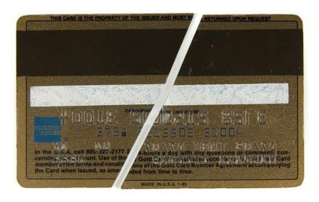 Carte de crédit signée par Madonna - Estimation: 800 dollars (630 euros)