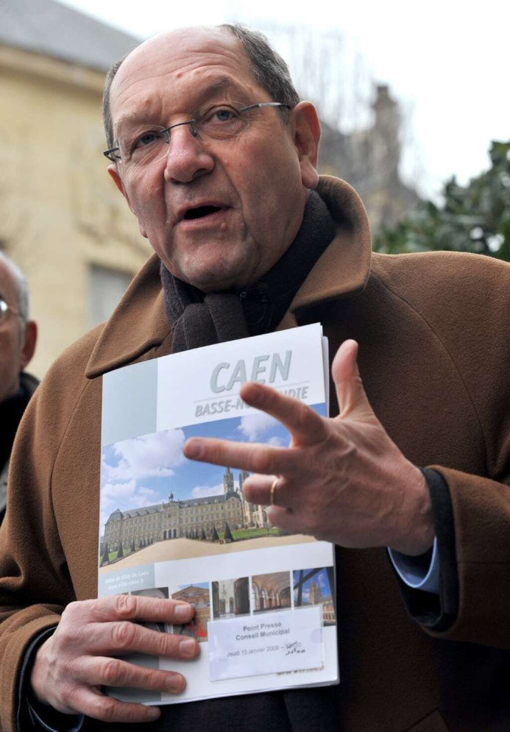 Philippe Buron (PS) - - Député du Calvados - Maire de Caen - Président de l'agglo Caen-la-Mer - Président de Caen Métropole