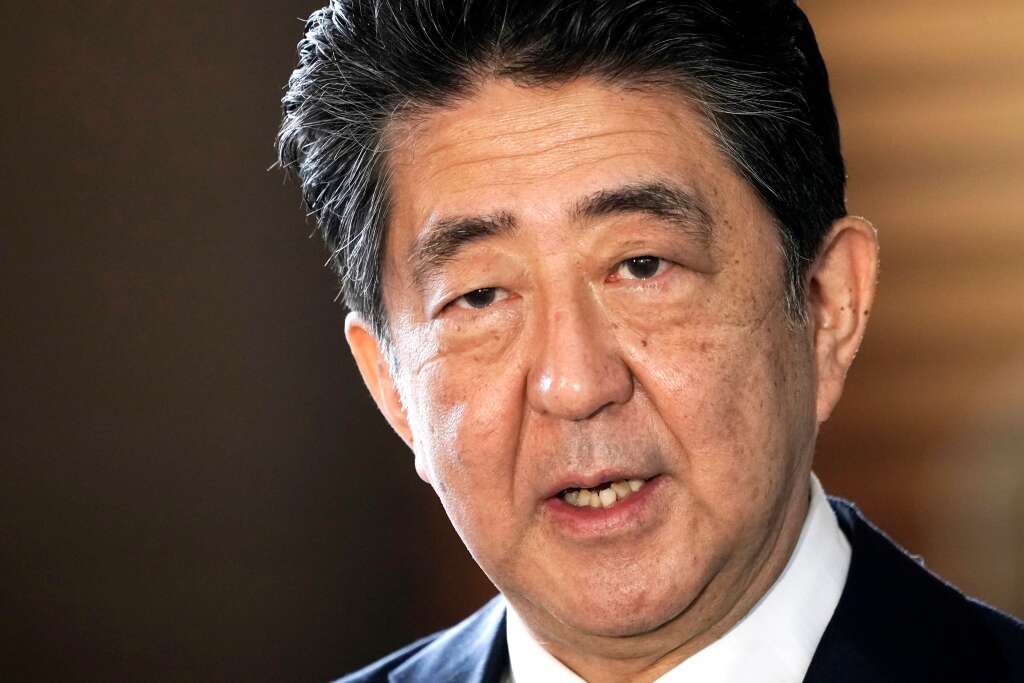 8 juillet - Shinzo Abe - L'ancien Premier ministre japonais Shinzo Abe a été victime d'une attaque par balles dans le cadre de la campagne électorale des sénatoriales. Il a succombé à ses blessures. <br /><br /><strong>>>>En lire plus dans notre article <a href="https://www.huffingtonpost.fr/entry/mort-de-shinzo-abe-ancien-premier-ministre-japonais_fr_62c7f015e4b0aa392d3d5c0b">ici</a>.</strong>