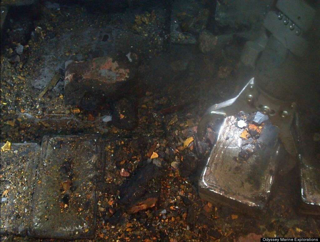 Un trésor de la Seconde Guerre Mondiale - Des chasseurs de trésors ont réussi à sauver près de 48 tonnes de trésors en argent d'un navire britannique qui avait été coulé par un U-Boot allemand pendant la Seconde Guerre Mondiale.