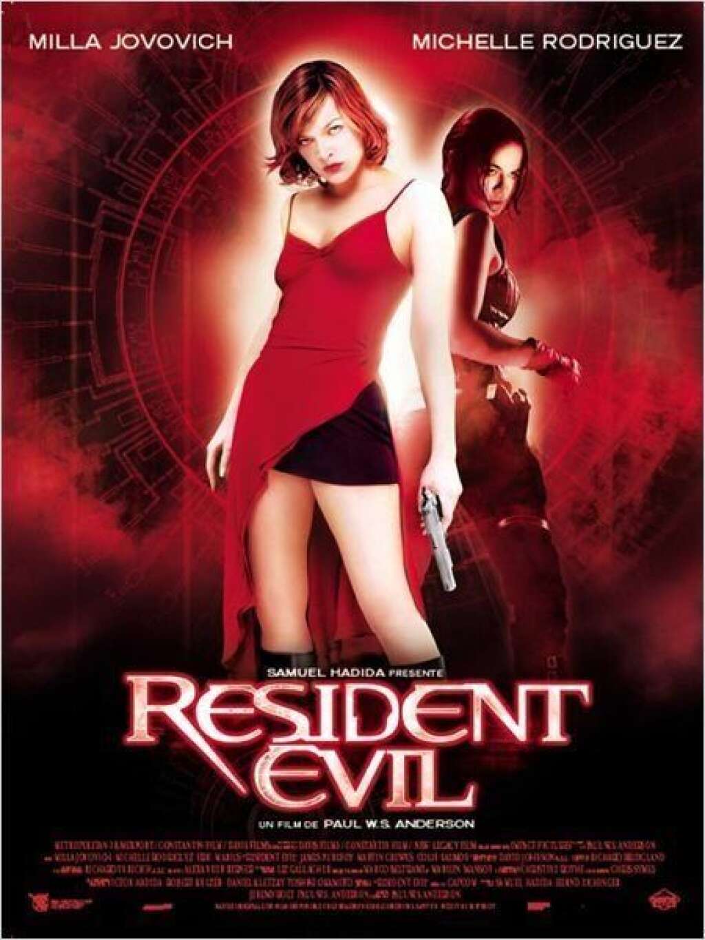 Le zombie lent: Resident Evil (2002) - Par Paul W.S. Anderson avec Milla Jovovich, Eric Mabius, Michelle Rodriguez
