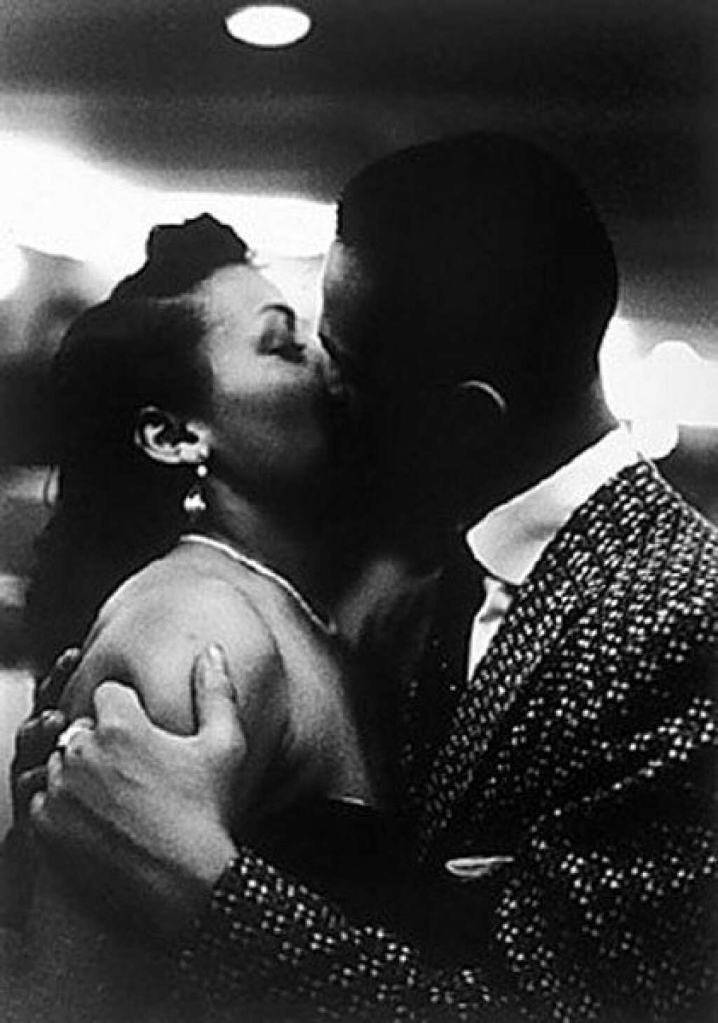 5- Le baiser du soir à Harlem de Zimbel - <a href="http://georgezimbel.com/">Le site officiel de George S. Zimbel</a>