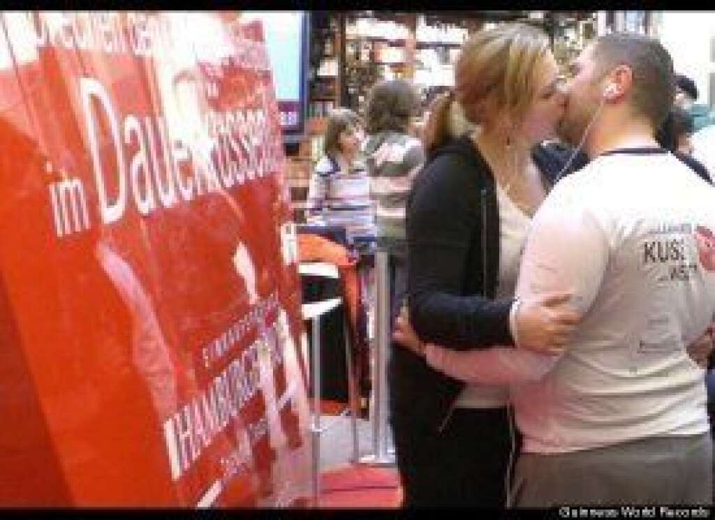 - Hey, you two! Get a room, and not just for one night! The longest kiss was achieved by Nikola Matovic and Kristina Reinhart of Germany, who kissed continuously for 32 hours, 7 minutes and 14 blissful seconds at the Hamburger Hof Shopping Centre. Medics with Chapstick were standing by at the February 2009 stunt.