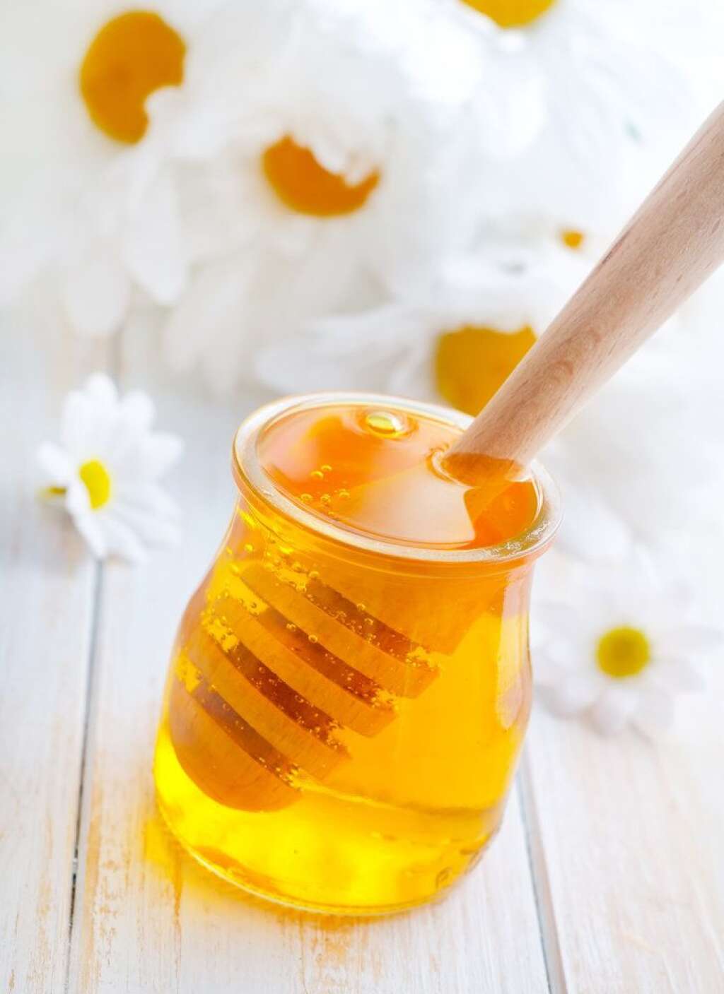 Posca: un remède pour se renforcer - Dans l'antiquité romaine, ce remède appelé posca était utilisé pour ne pas tomber malade et donner de l'énergie. Allonger un peu de vinaigre de cidre avec de l'eau et adoucissez la solution avec un peu de miel. Le miel a des vertus énergisantes et le vinaigre est un excellent antiseptique.  À prendre tous les matins entre Noël et le Nouvel An.
