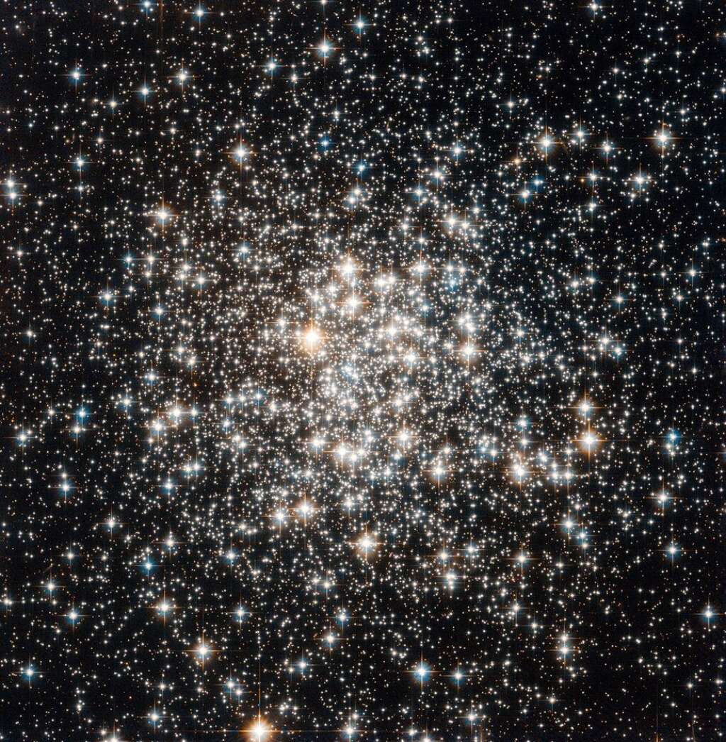 Une foule d'étoiles prise en photo par le télescope Hubble -