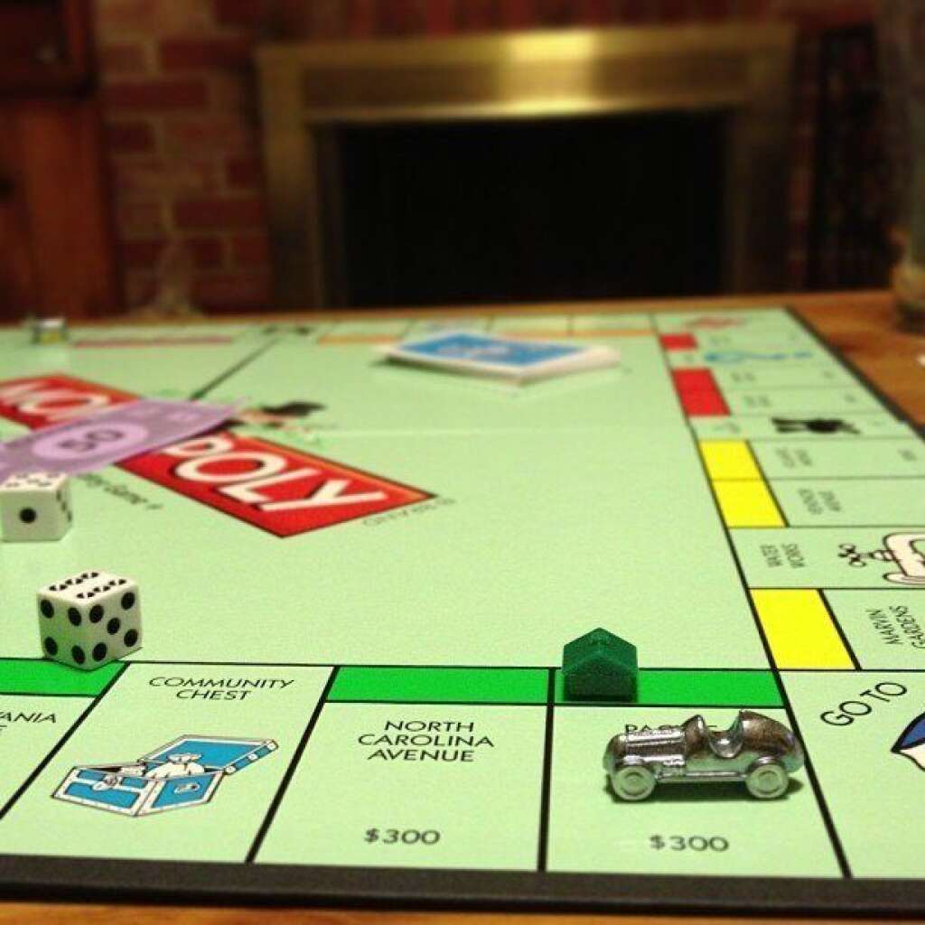 Jouez à un jeu de société - Maintenant que le Monopoly a un nouveau pion, ne venez pas dire que vous connaissez le jeu par cœur.  C'est l'occasion où jamais de se replonger dedans !