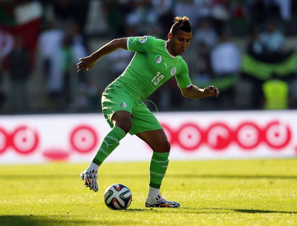 Saphir Taïder (Algérie) - Son club: Inter Milan (Italie) Poste: milieu
