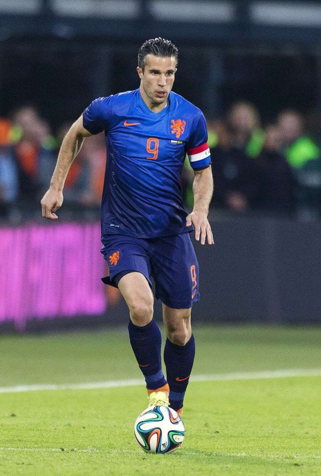 Robin Van Persie (Pays-Bas) - Son club: Manchester United (Angleterre) Poste: attaquant