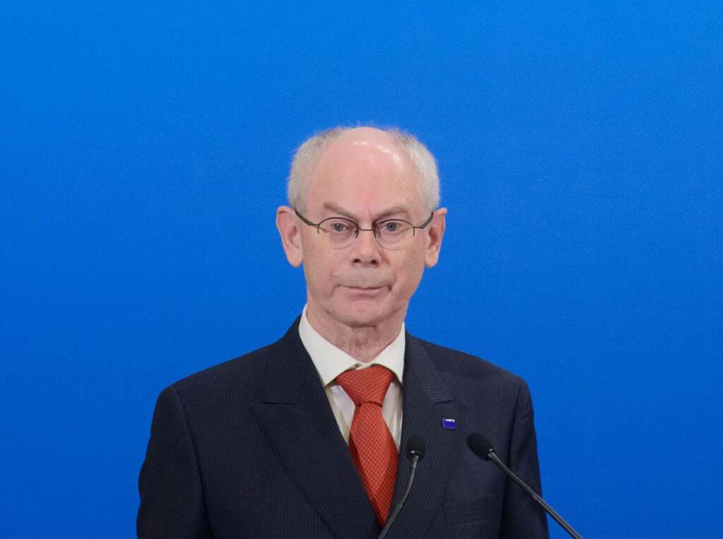 Herman Van Rompuy - Le président de l'Union européenne a souligné qu'il était "maintenant crucial de s'assurer de la mise en oeuvre dans les temps de l'accord et de continer à travailler, sur la base de la confiance déjà construite, vers un réglement définitif de cette question".