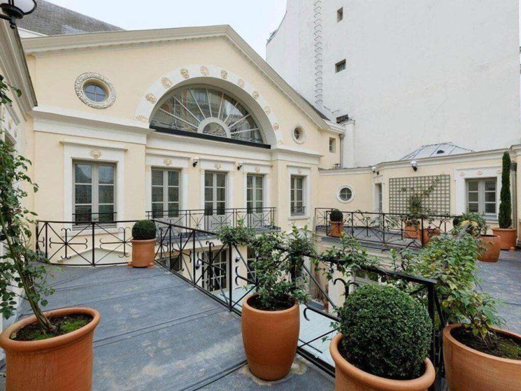 L'ancien hôtel particulier de Gérard Depardieu rue du Cherche-Midi -